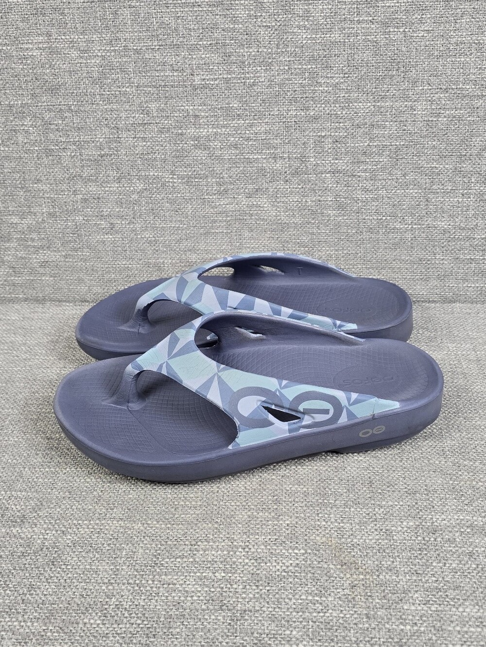 Oofos OOriginal Recovery Sandals Blue Camo Womens 8